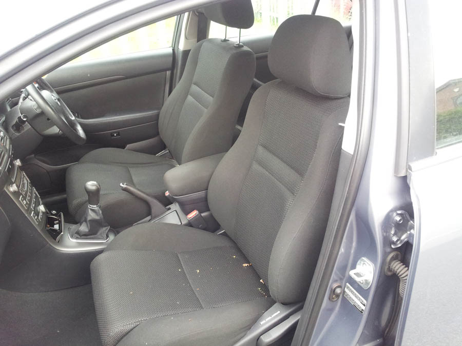 Toyota Avensis T3-X seat-driver-side-front